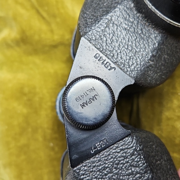 Vintage Sans & Streiffe 7x35 Extra Wide Angle U.V. Coated Model 979 Binoculars - Picture 5 of 14